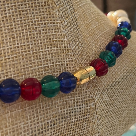 Avon Vintage Faux Pearl Beaded Multicolor Necklace 18 inch - Picture 4 of 16